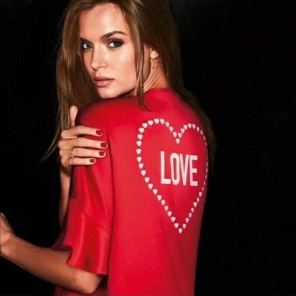 {BNWT} Victoria's Secret Satin Red Ruffled LOVE Robe. Very Beautiful.